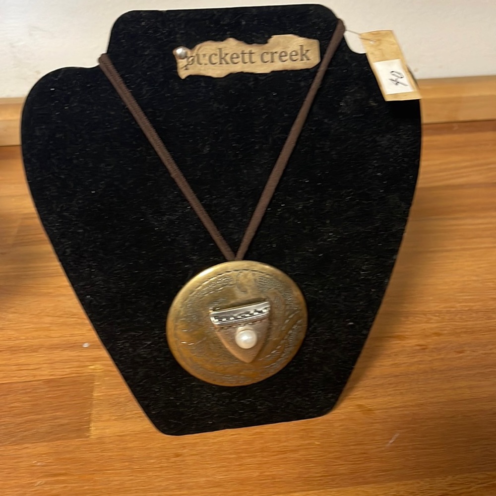 Medallion puckett creek mercantile
